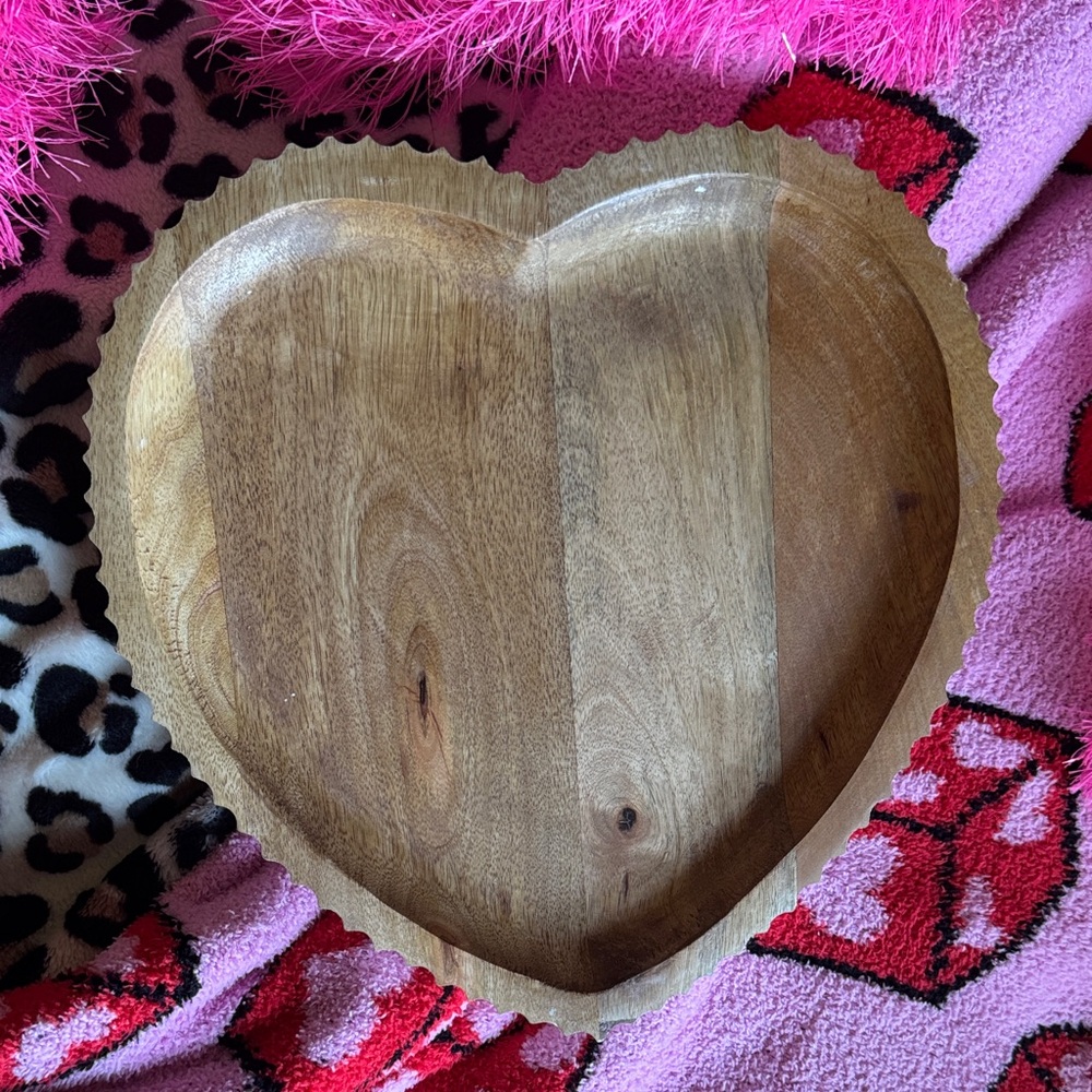 Valentines Day Heart-Shaped Wooden Tray